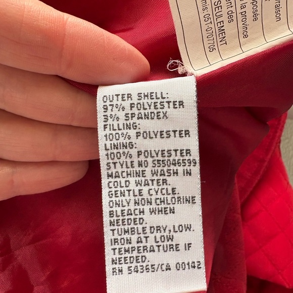 Alia Petites Women’s 14P Red Quilted Vest with Black Zipper - Picture 5 of 6